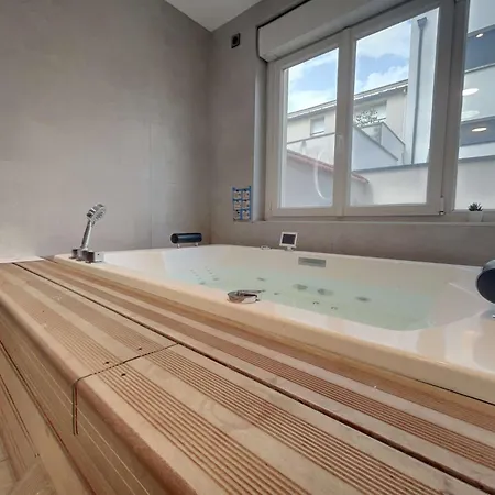 Avec Terrasse Privee - Jacuzzi, Sauna Cuisine Equipee